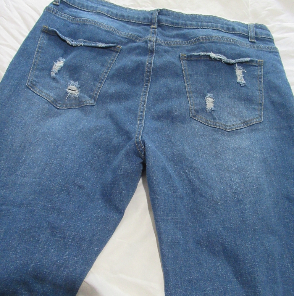 Ladies Jeans 38" waist - Picture 3 of 8